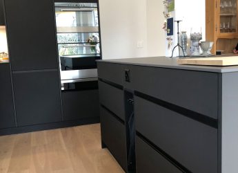 Rohrbach-Kuechen-AG-Themenkachel-grifflose-Kueche Rohrbach-Kuechen-AG-Themenkachel-grifflose-Kueche